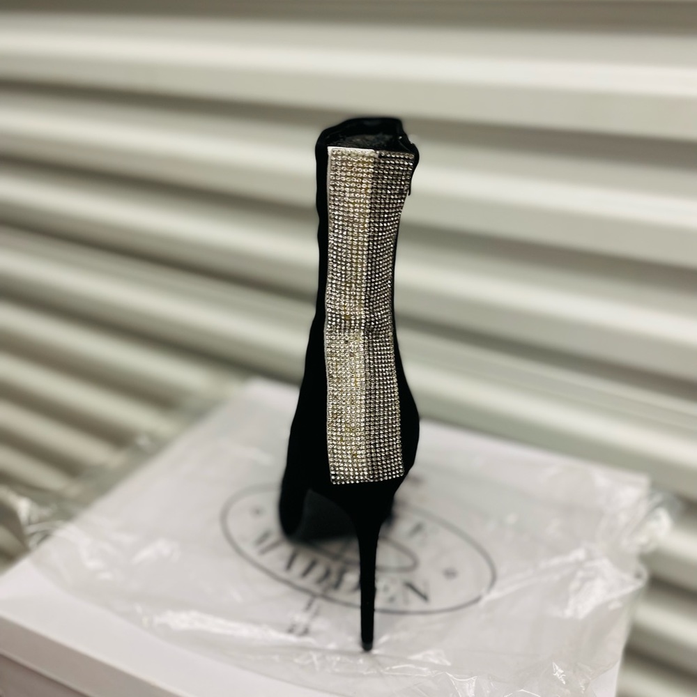 Steve Madden Booties w/ bling - Picture 2 of 3